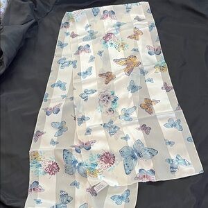 Vtg 90s AVON Pastel Butterflies & Flowers Rectangular Scarf/Wrap ITALY 11” X 58”